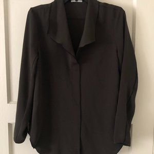 Aritzia and Babaton Olive/Gray blouse